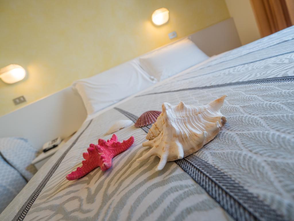 Hotel Ras Gatteo a Mare Esterno foto